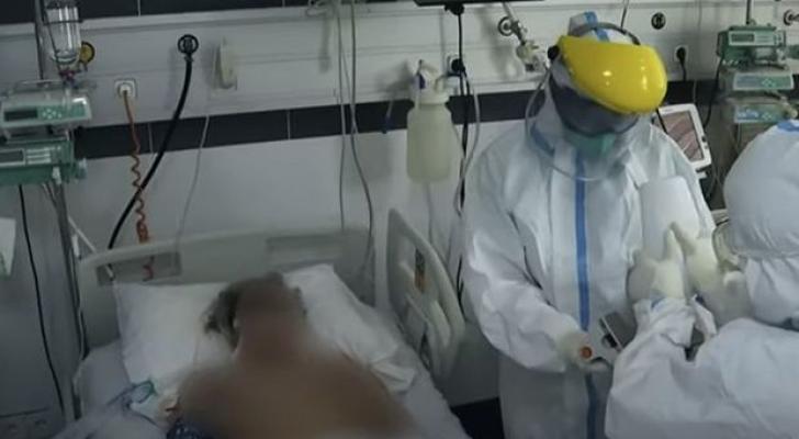 "Neftçilər Xəstəxanası"nda çəkiliş zamanı koronaviruslu xəstənin vəziyyəti ağırlaşdı - VİDEO