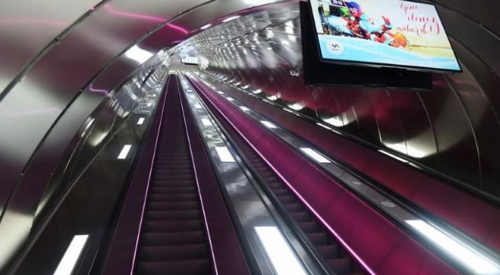 Bakı metrosunun eskalatorlarında dezinfeksiya qurğusu sınaqdan keçirilir
