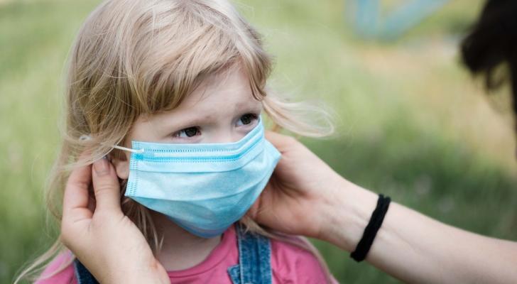 ÜST: 5 yaşından aşağı uşaqların maska taxmasına ehtiyac yoxdur