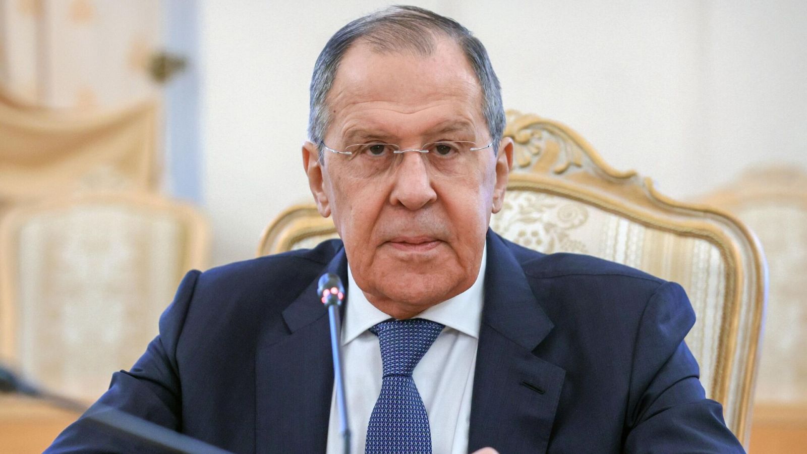 Lavrov Bali adasında xəstəxanaya yerləşdirilib?