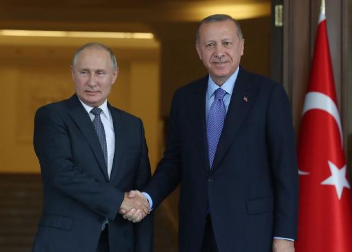 Ərdoğanla Putinin görüşü başladı