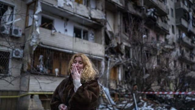 Rus əsgərləri Zaporojyada kəndə fosfor bombası atdılar