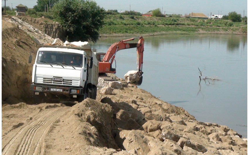 Azərbaycanda 2 milyon manatlıq sahilbərkitmə işləri icra ediləcək