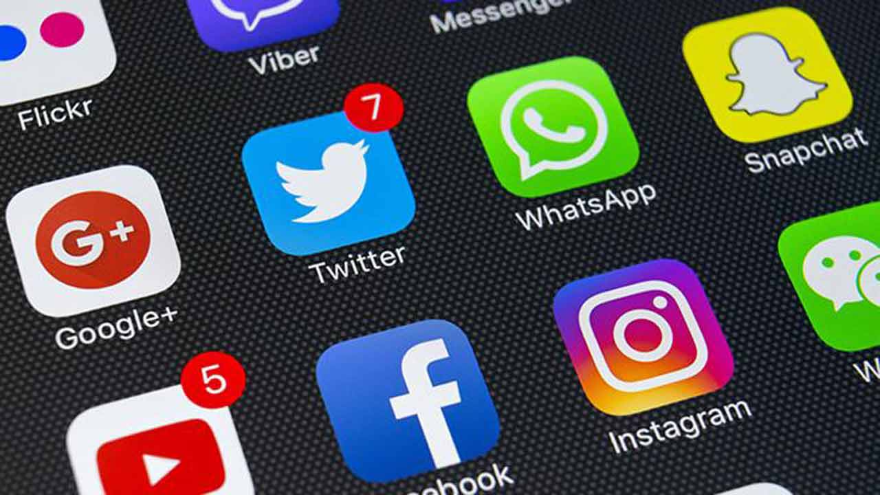 "WhatsApp" və "Twitter"də yeni funksiyalar yaradılıb