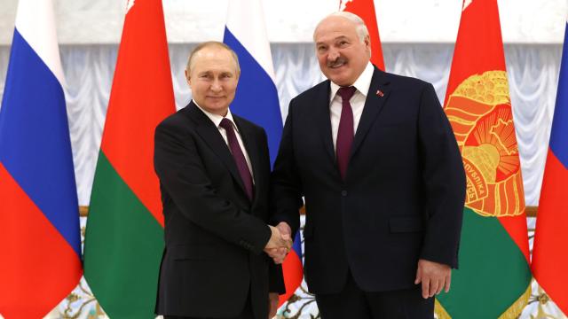 Putin:  “Belarus bizim üçün sözün əsl mənasında müttəfiqdir”