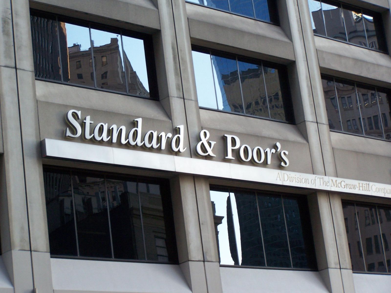 Standard & Poor’s agentliyi Kapital Bank-ın reytinqini təsdiqlədi