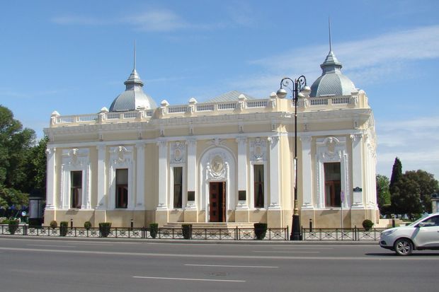 Məşhur teatrda yoxlama dayandırılıb - RƏSMİ