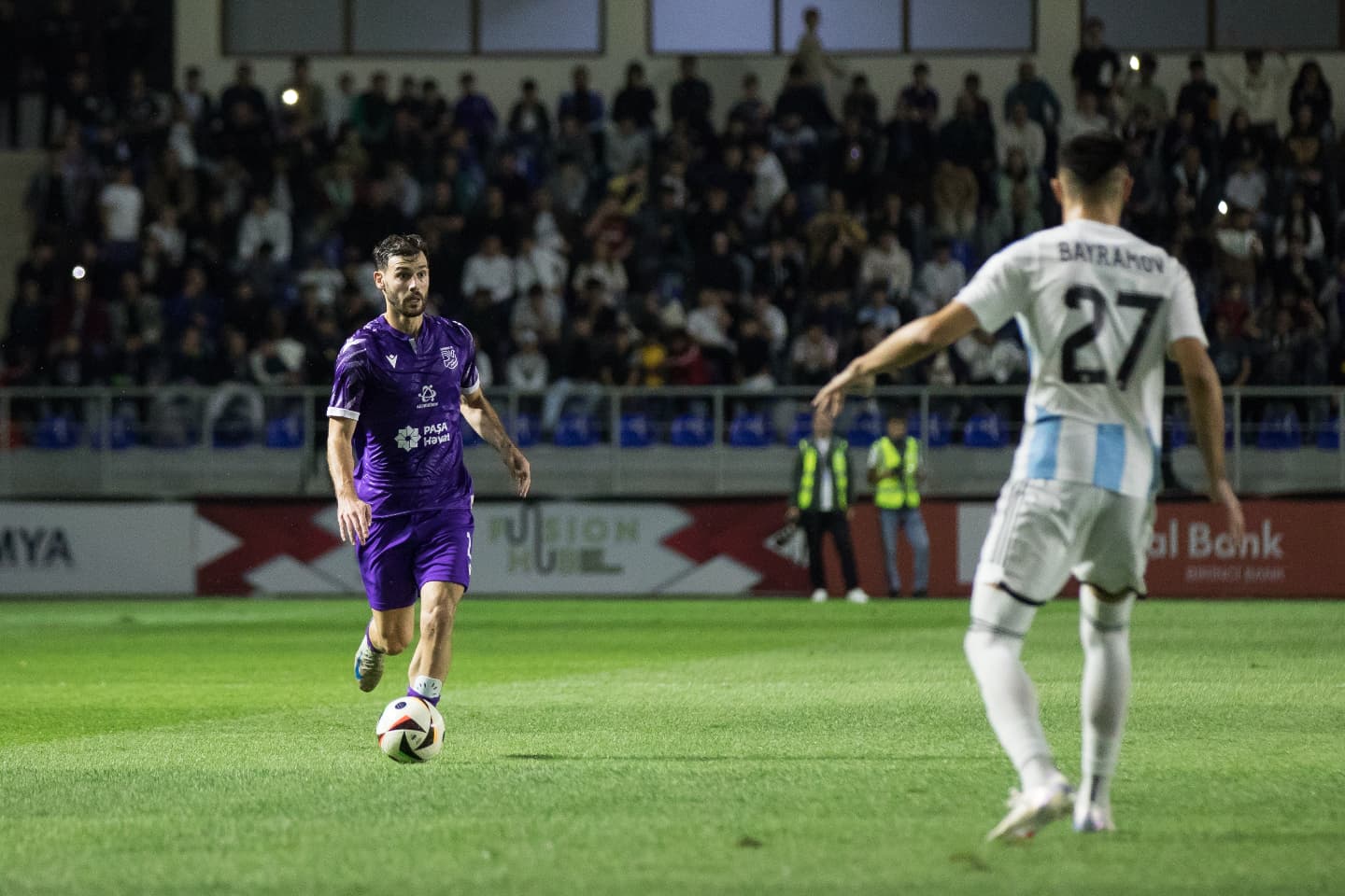 "Sumqayıt" - "Qarabağ" qarşılaşmasını rekord sayda azarkeş izləyib