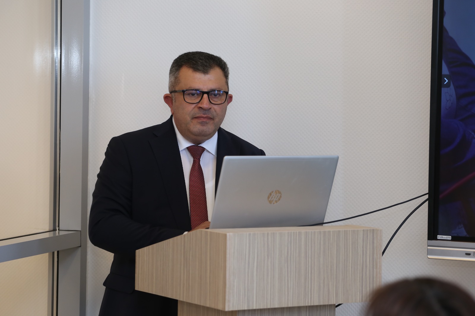 Elnur Azadxanov: “Tibbi laboratoriyalar müasir standartlara cavab verir”