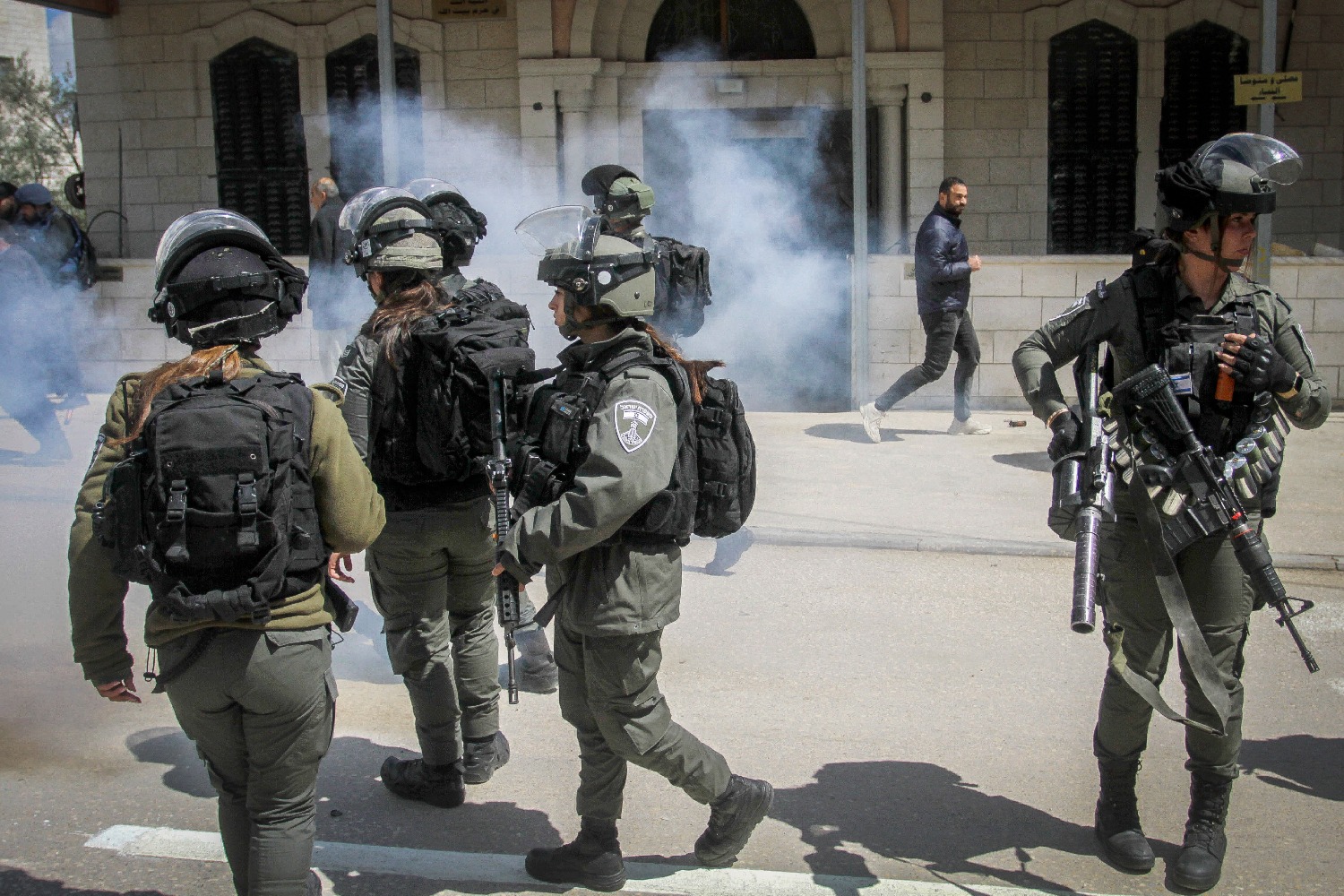 KİV: İsrail ordusu Cenində iki silahlını məhv edib