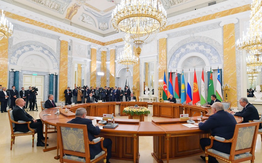 Sankt-Peterburqda MDB liderlərinin qeyri-formal sammiti başlayıb, Azərbaycan Prezidenti də tədbirdə iştirak edir