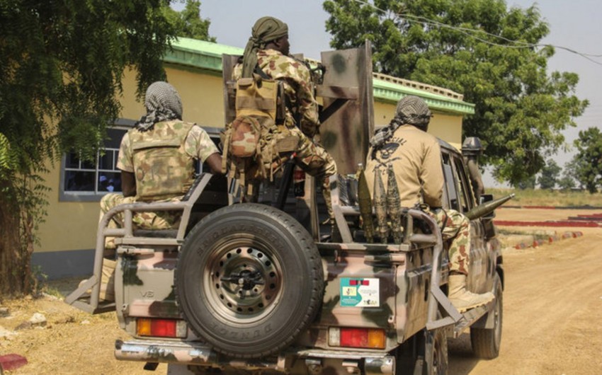 Silahlılar Nigeriyanın mərkəzinə hücum edib, 200-ə yaxın adam ölüb