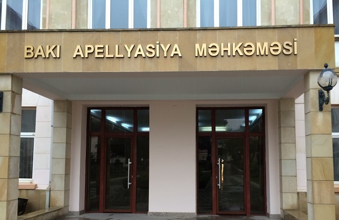 Bakı Apellyasiya Məhkəməsi yarım milyonluq mebel alır