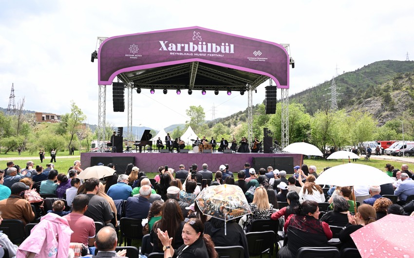 “Xarıbülbül” festivalı “Sələflər və xələflər”lə Laçında davam edib