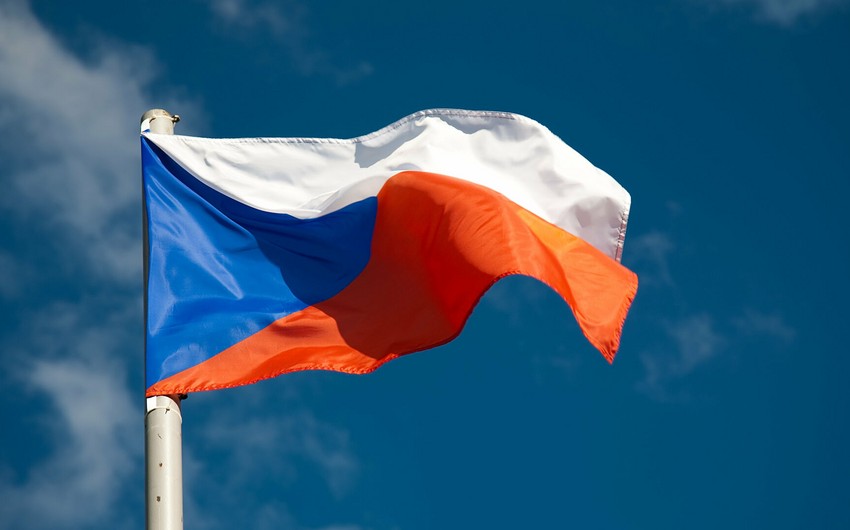 Çexiya Ukraynaya 250 milyon avrodan çox hərbi yardım bağışlayıb