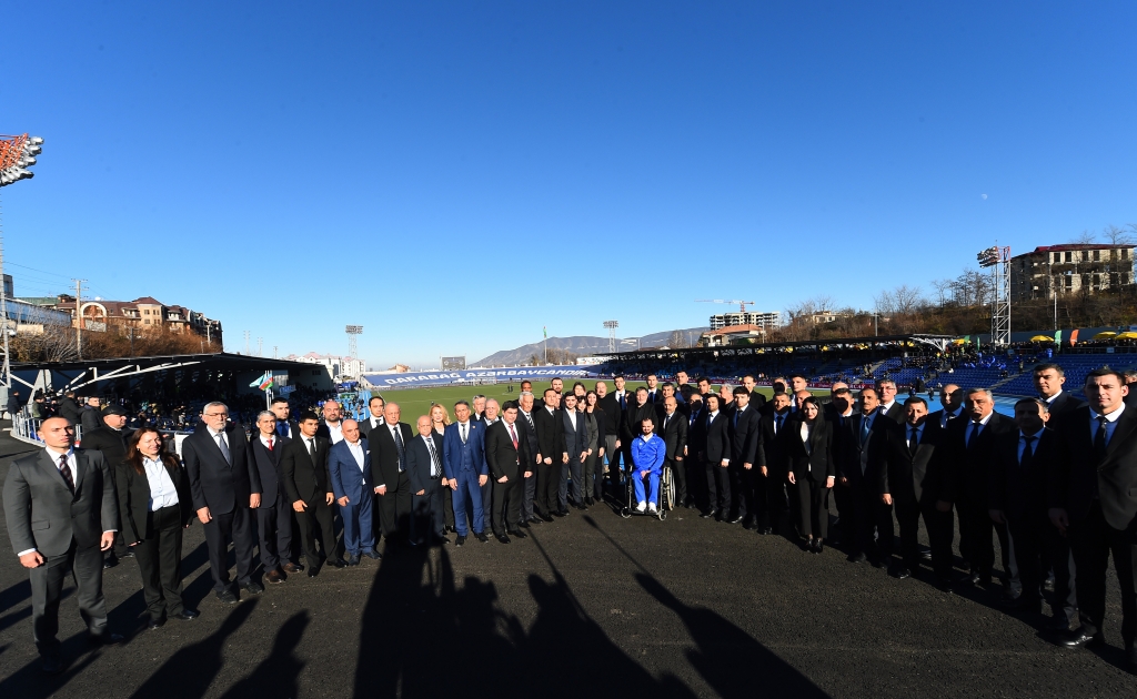 Prezident İlham Əliyev 29 idmançıya mənzil hədiyyə etdi - VİDEO