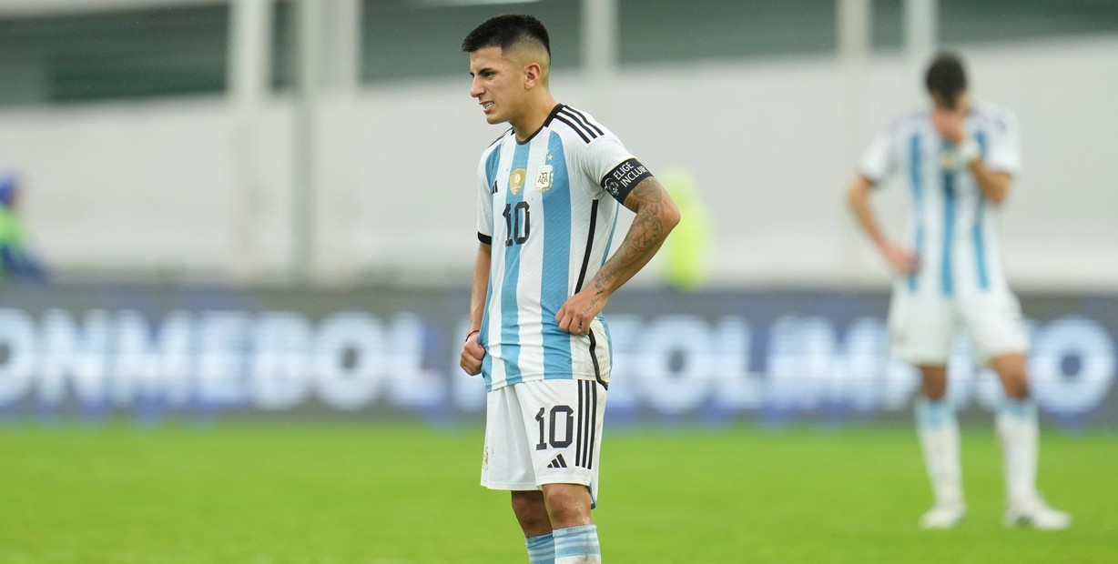 Argentina yığmasının futbolçusu qarət edilib - dəyən ziyan 50 min avrodur