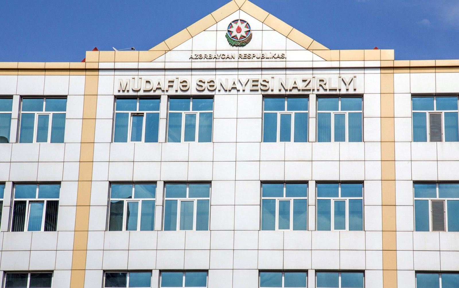 MSN: Azərbaycanın Ukraynaya hərbi məmulatların göndərməsinə dair xəbərlər feykdir