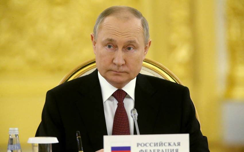 Putin Suriya ilə bağlı Astana formatının saxlanmasının tərəfdarı olduğunu bildirib