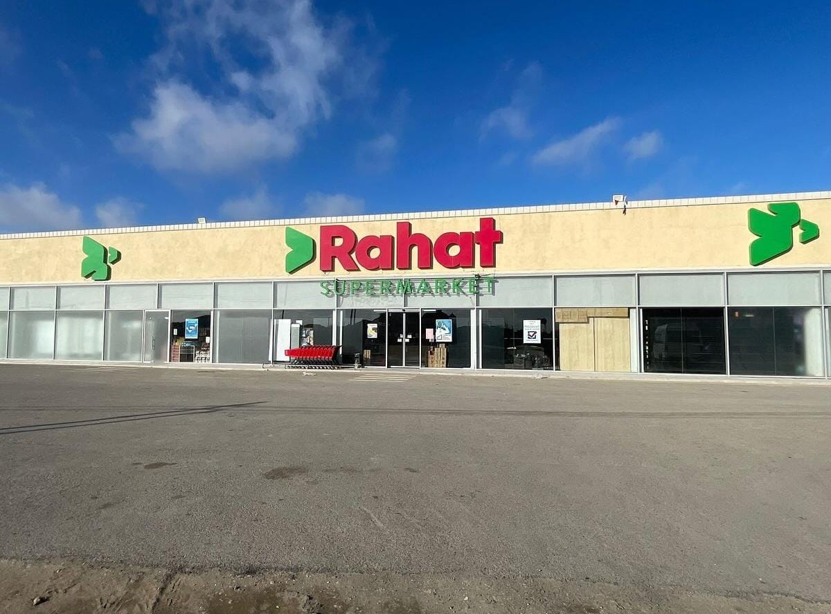 “RAHAT Supermarket”in icarəyə götürdüyü obyekt satışa çıxarıldı