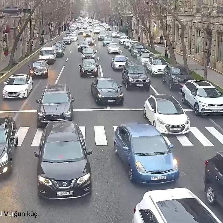 Bakıda hazırda sıxlıq müşahidə olunan yollar açıqlanıb