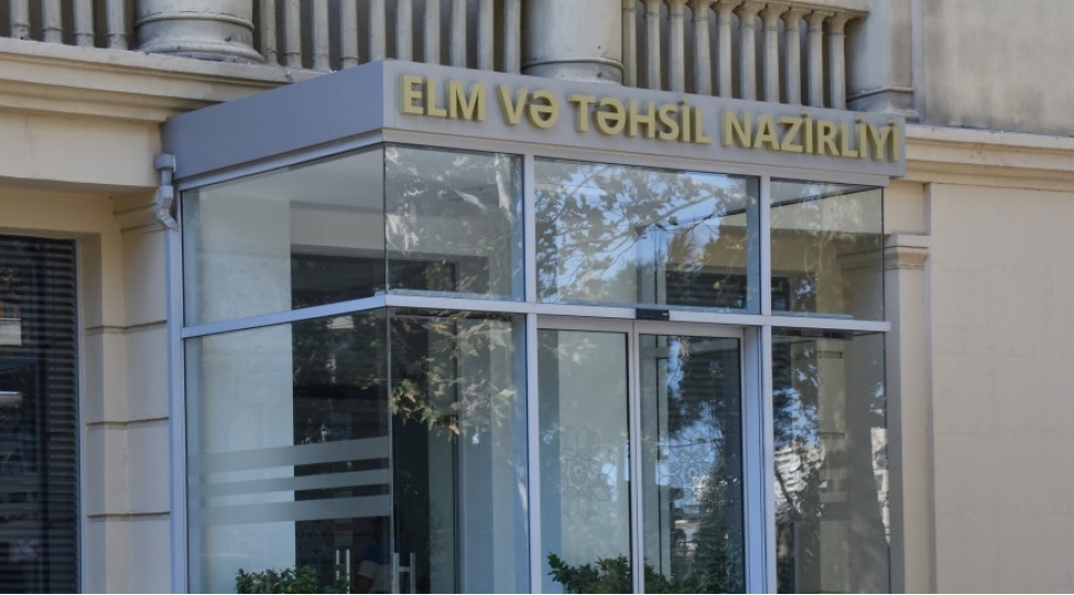 RƏSMİ: Bakı şəhəri 6 nömrəli məktəb-lisey barədə yayılan məlumatlar təsdiqini tapmayıb