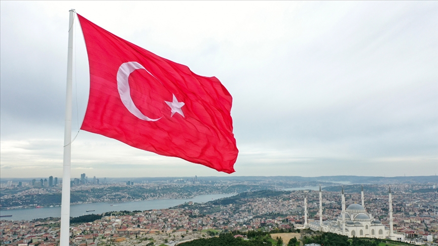 Türkiyə polisi İnterpol xətti ilə axtarışda olan 56 nəfəri saxlayıb