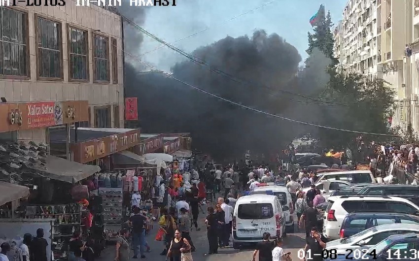 Bakıda ticarət mərkəzində baş verən yanğınla əlaqədar yollarda sıxlıq yaranıb