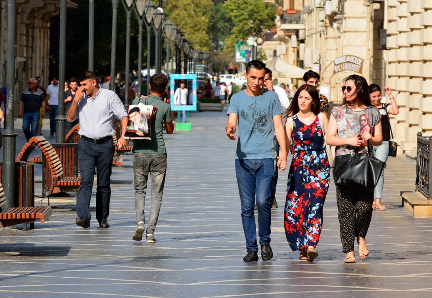 Azərbaycan əhalisinin sayı açıqlandı