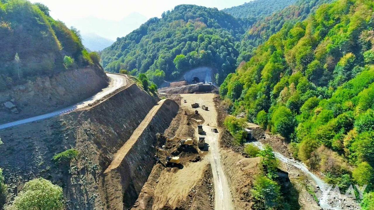 İşğaldan azad olunmuş ərazilərdə tikinti-quraşdırma işlərinə sərf olunan vəsaitə dair göstəricilər