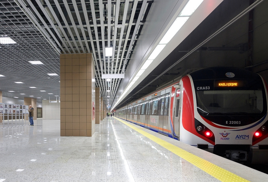 İstanbulda yeni metro xətti istifadəyə verilib
