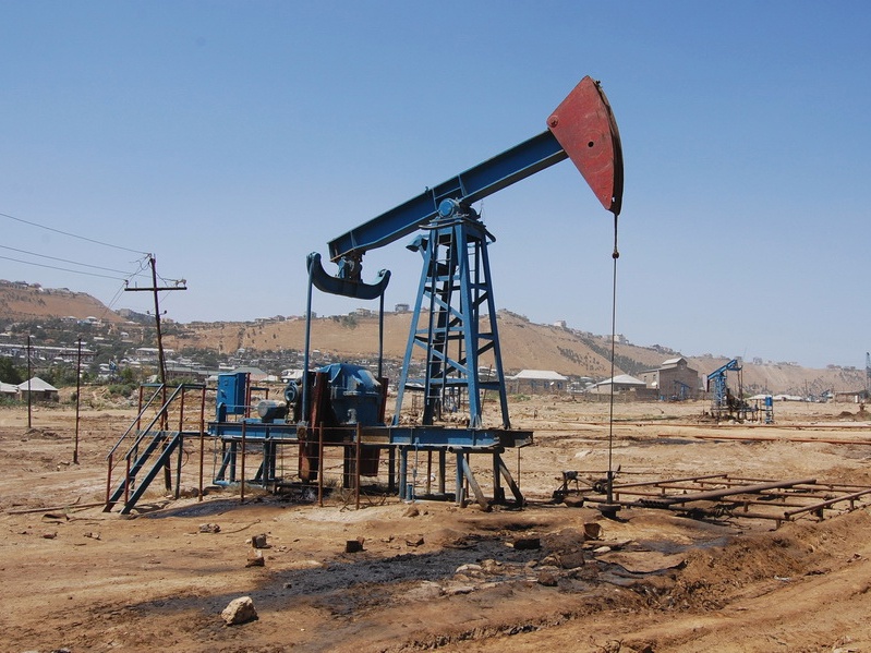Azərbaycan Rumıniyaya neft ixracını 31 % azaltdı