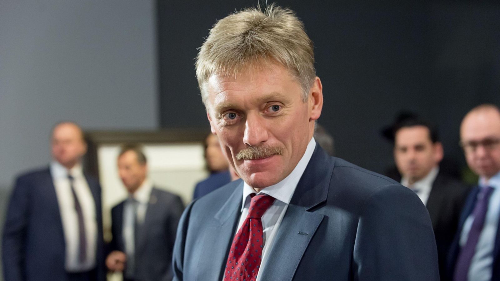 Peskov. "Rusiya Bakı ilə İrəvan arasında təmasların davam etdirilməsinin tərəfdarıdır"