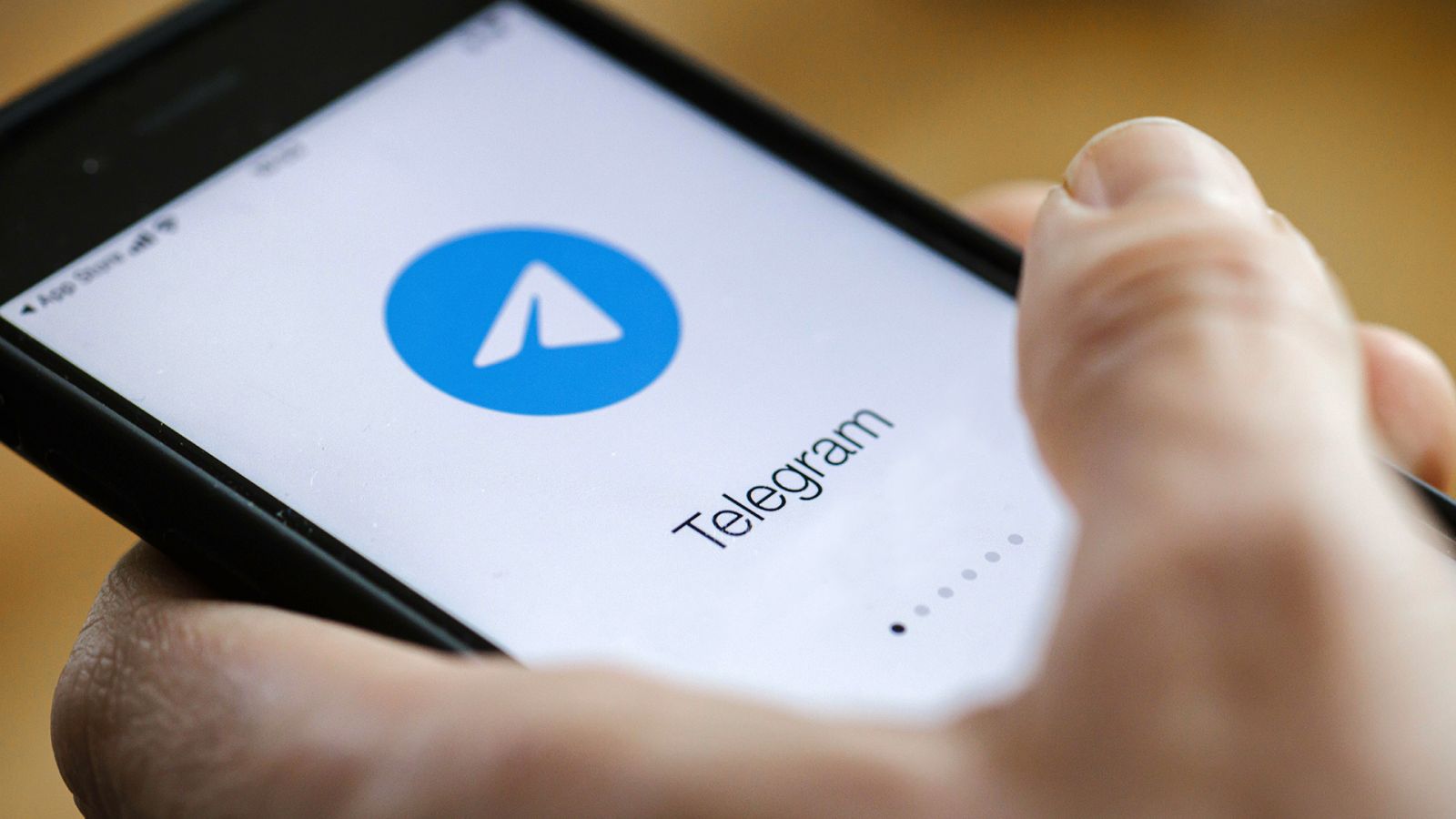 "Telegram" HƏMAS kanalını bloklayıb