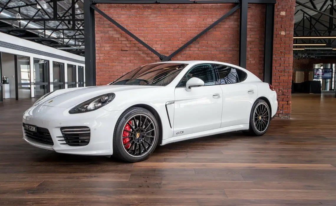 Yeni "Porsche" və "Lamborghini" modelləri nasazlığa görə geri çağırılacaq