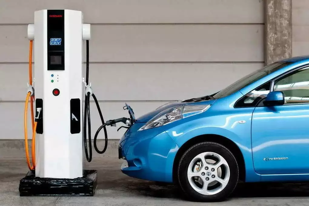 Enerji doldurucusu malları gömrük rüsumundan azad edildi