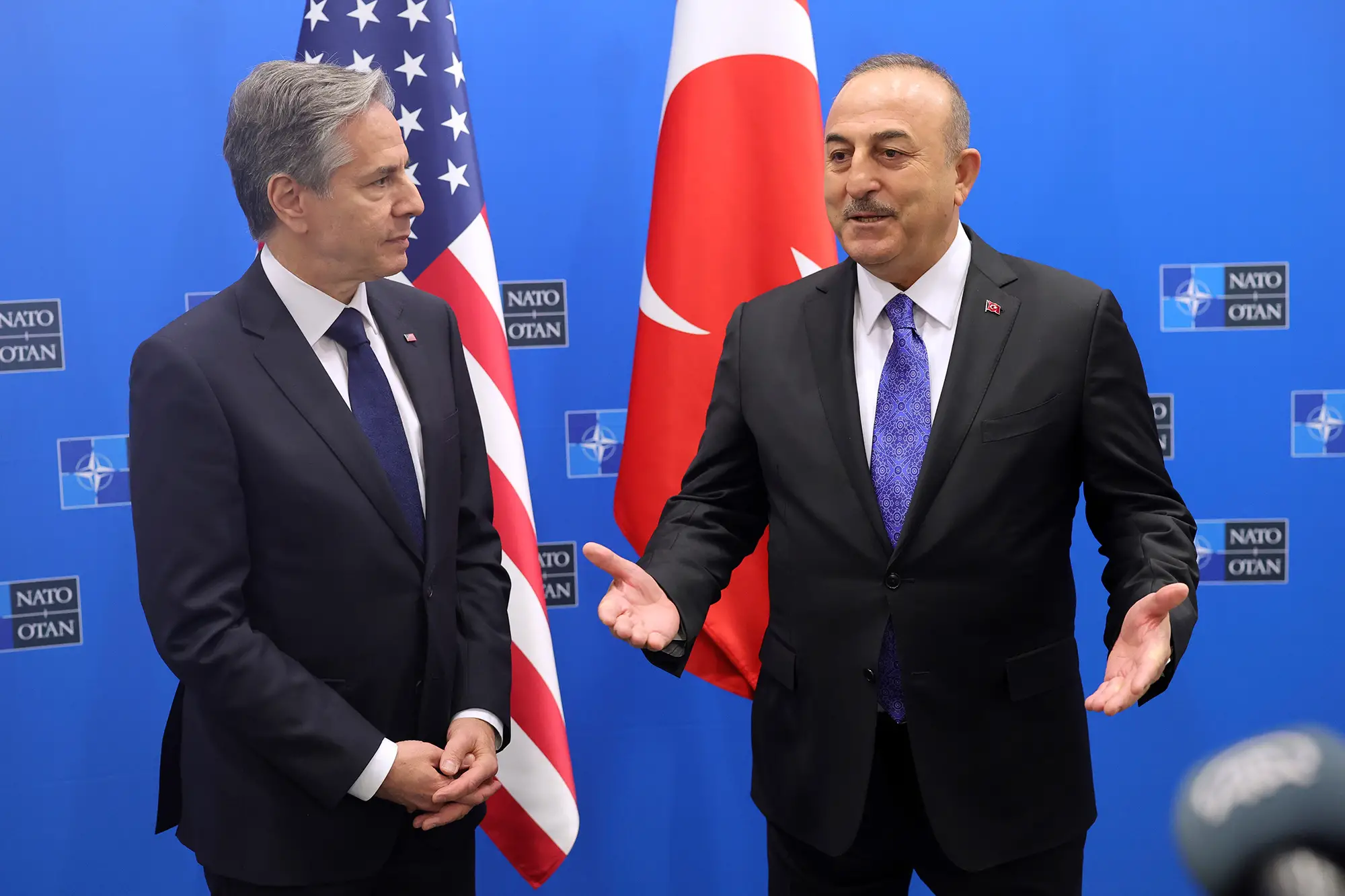 Çavuşoğlu və Blinken Türkiyəyə qırıcıların verilməsindən danışıb