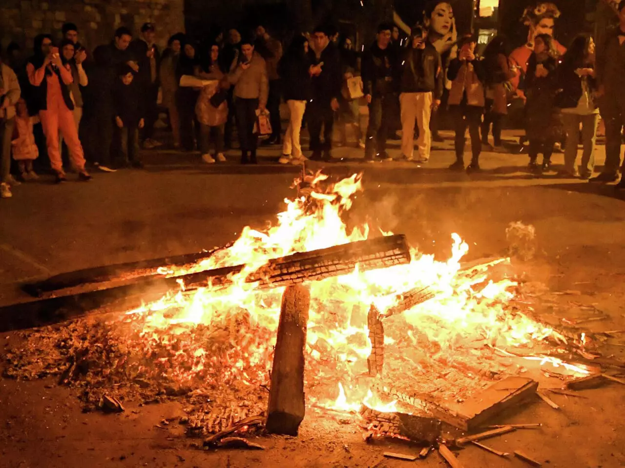 FHN Novruz çərşənbələrində yanğın təhlükəsizliyi ilə bağlı müraciət edib - VİDEO