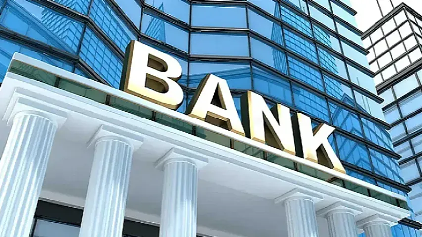 Bank işçilərinin sayı son bir ayda 137 nəfər artıb