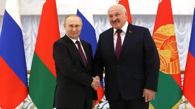 Lukaşenko Putinlə danışıqlar aparmaq üçün Kremlə gəlib