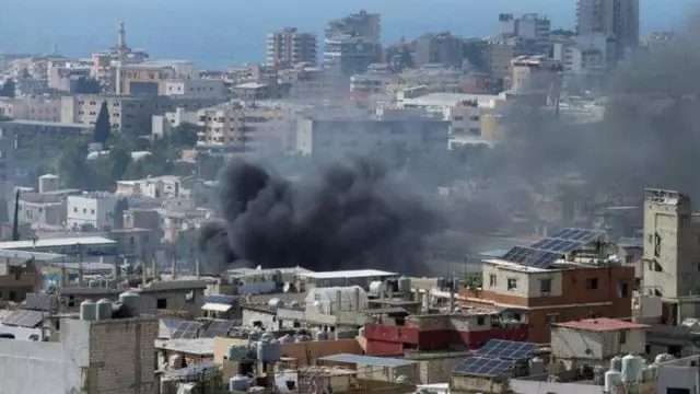 Livanda üç jurnalist atəşə məruz qalıb, "Reuters" agentliyinin fotoqrafı həlak olub