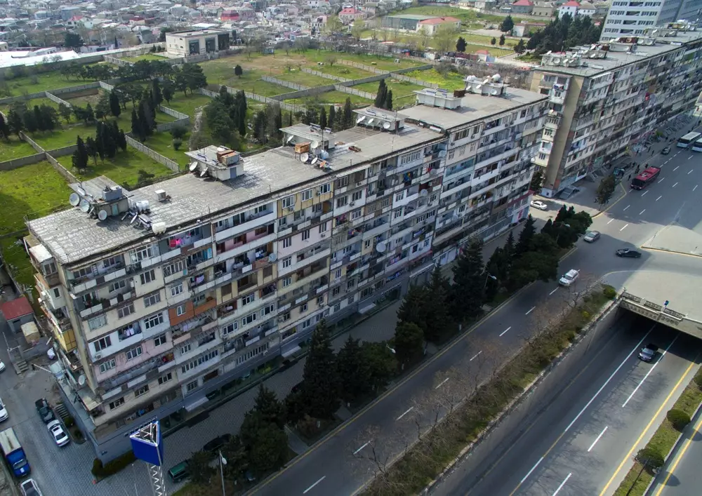 Bakıda bu binaların sakinlərinə şad xəbər: liftlər quraşdırılacaq