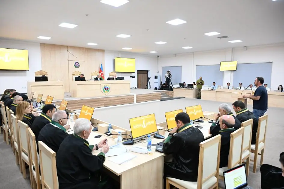 Ermənistan ordusunun hücumları nəticəsində zərər çəkmiş şəxslər məhkəmədə ifadə veriblər