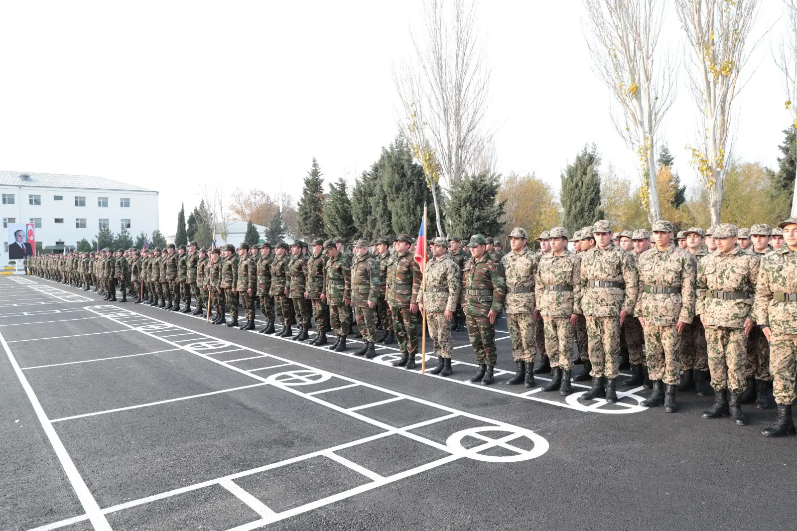Daxili qoşunlarla bağlı dövlət orqanlarının səlahiyyətləri müəyyənləşdirilir