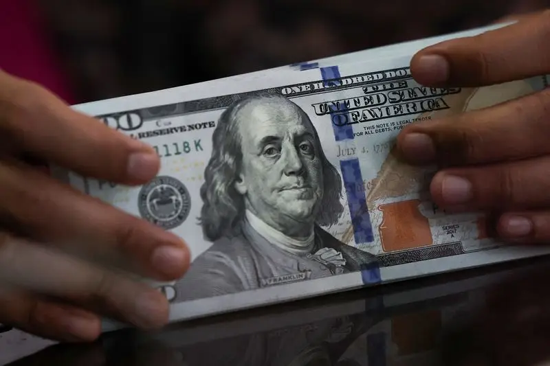 Dollar avroya uduzur – BVF rəqəmləri bunu deyir