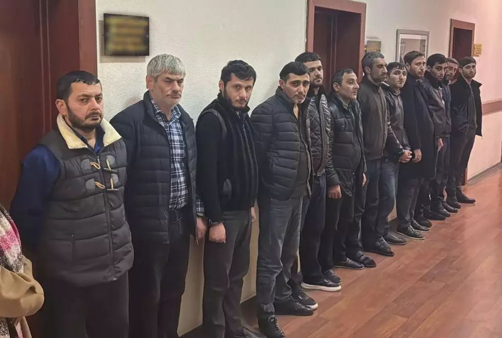 Bakıda narkopriton aşkarlandı, 12 nəfər saxlanıldı - FOTO