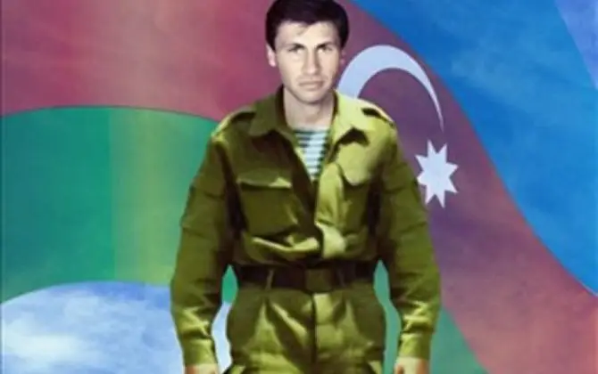 Milli Qəhrəman Şövqiyar Abdullayevin şəhidlik zirvəsinə ucalmasından 33 il ötür