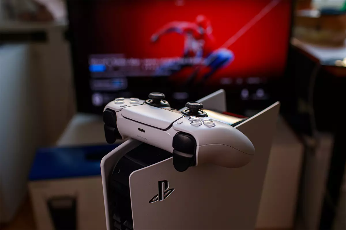 "Sony" "PlayStation 5"in qiymətini 25% artırdı
