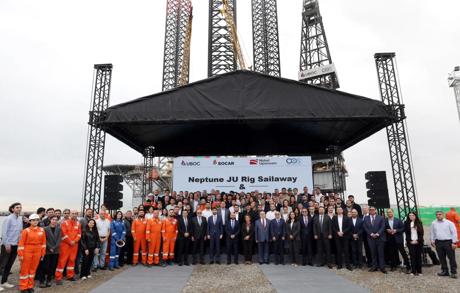 “Neptun” özüqalxan qazma qurğusunun dənizə yola salınması münasibətilə mərasim keçirilib - FOTO