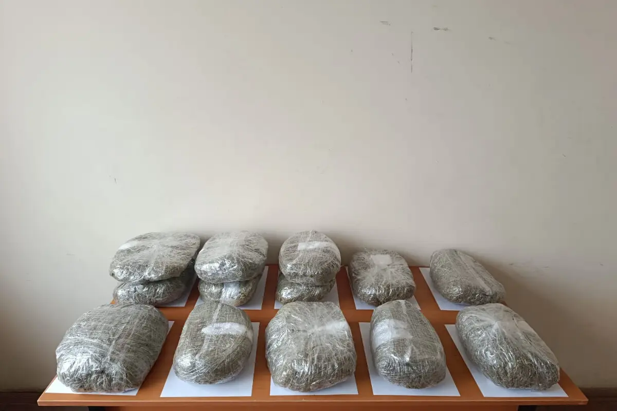 İrandan Azərbaycana 13 kq narkotik vasitənin keçirilməsinin qarşısı alınıb